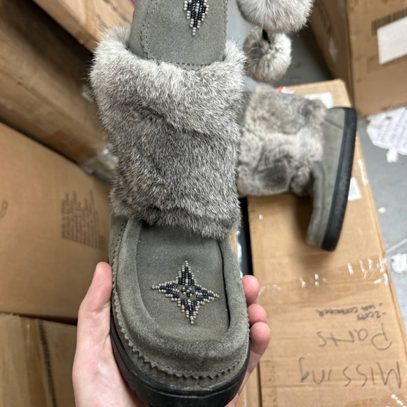 Manitoba mukluks W8 - Picture 2 of 3
